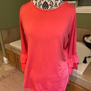 Dainty Jewell’s Layering Top